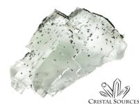 Fluorite verte groupe de cristaux bruts